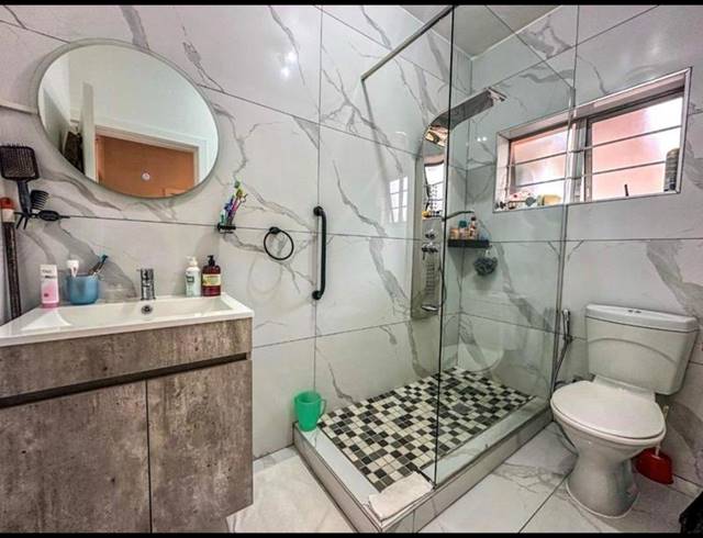 1 BEDROOM APARTMENT FOR SALE IN BEREA